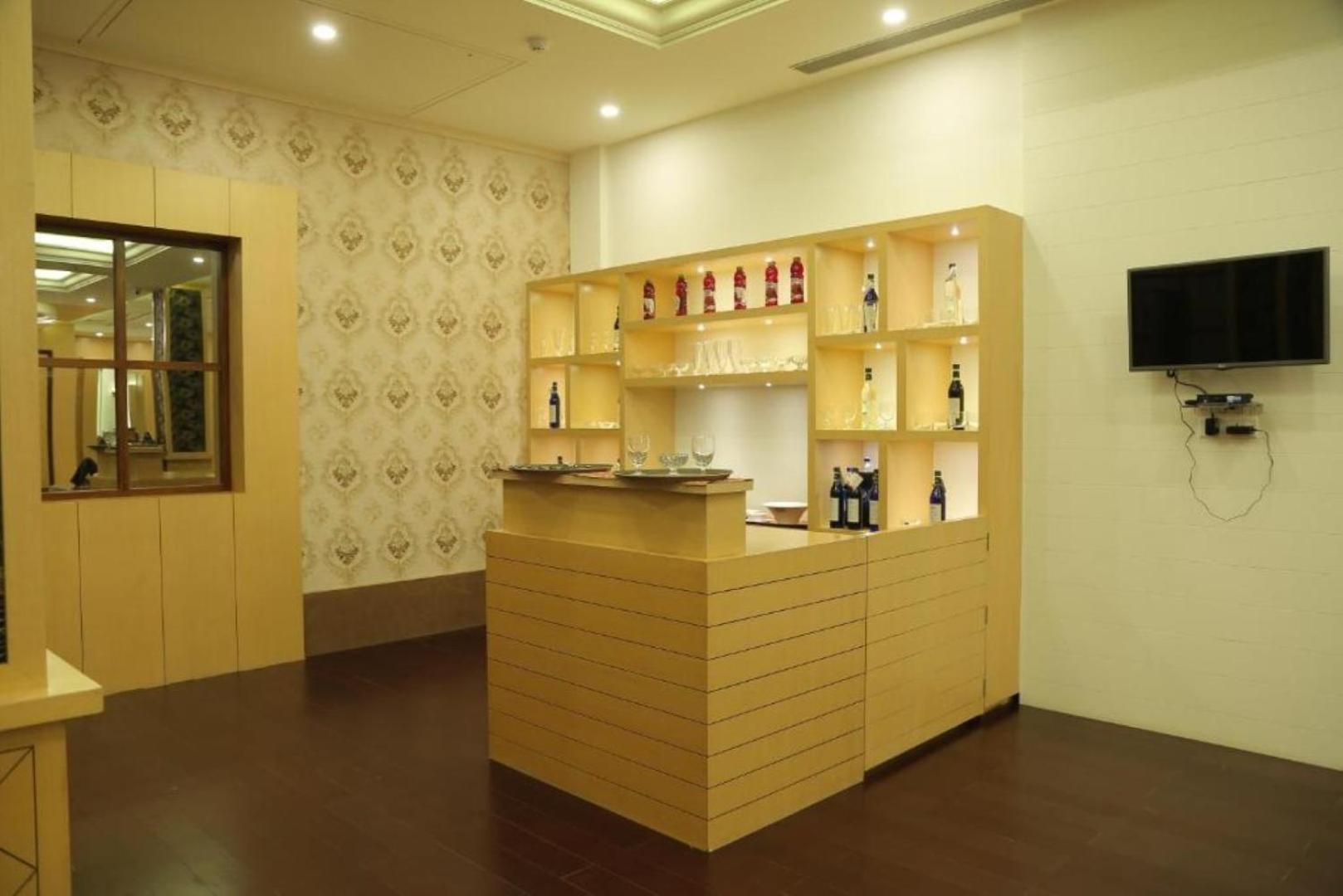 Hotel Roma Kristo Dwārka Εξωτερικό φωτογραφία