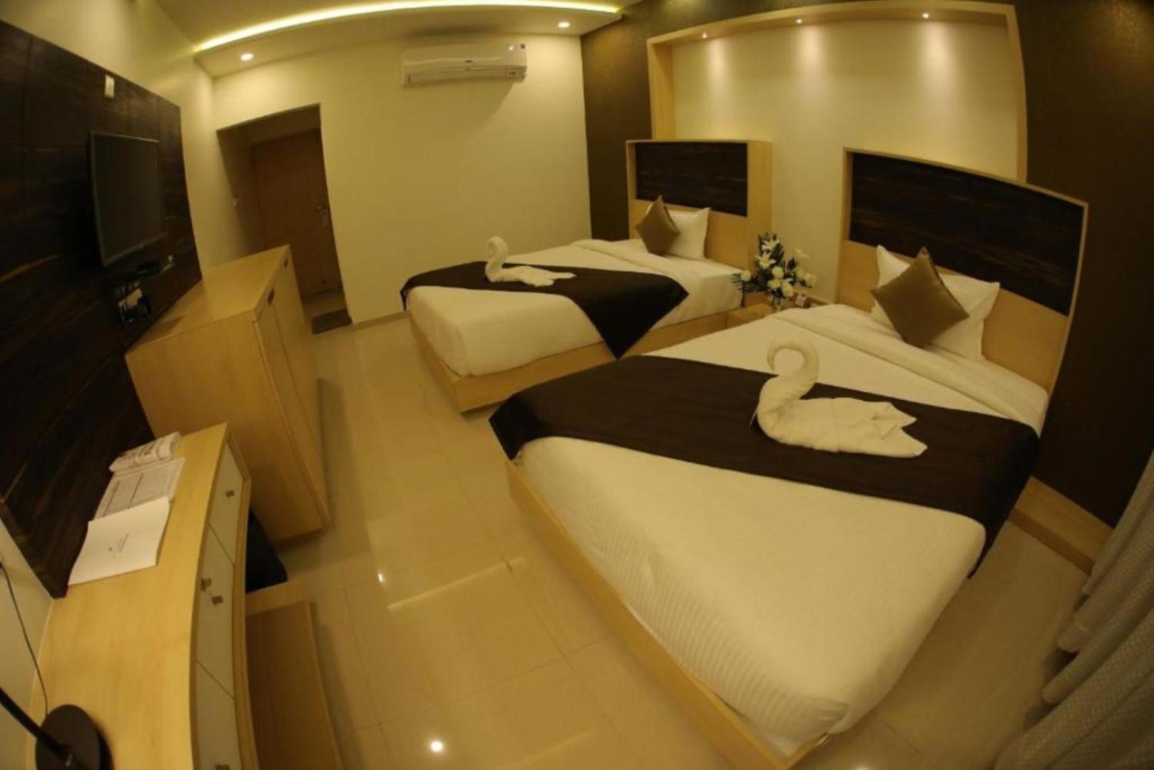 Hotel Roma Kristo Dwārka Εξωτερικό φωτογραφία