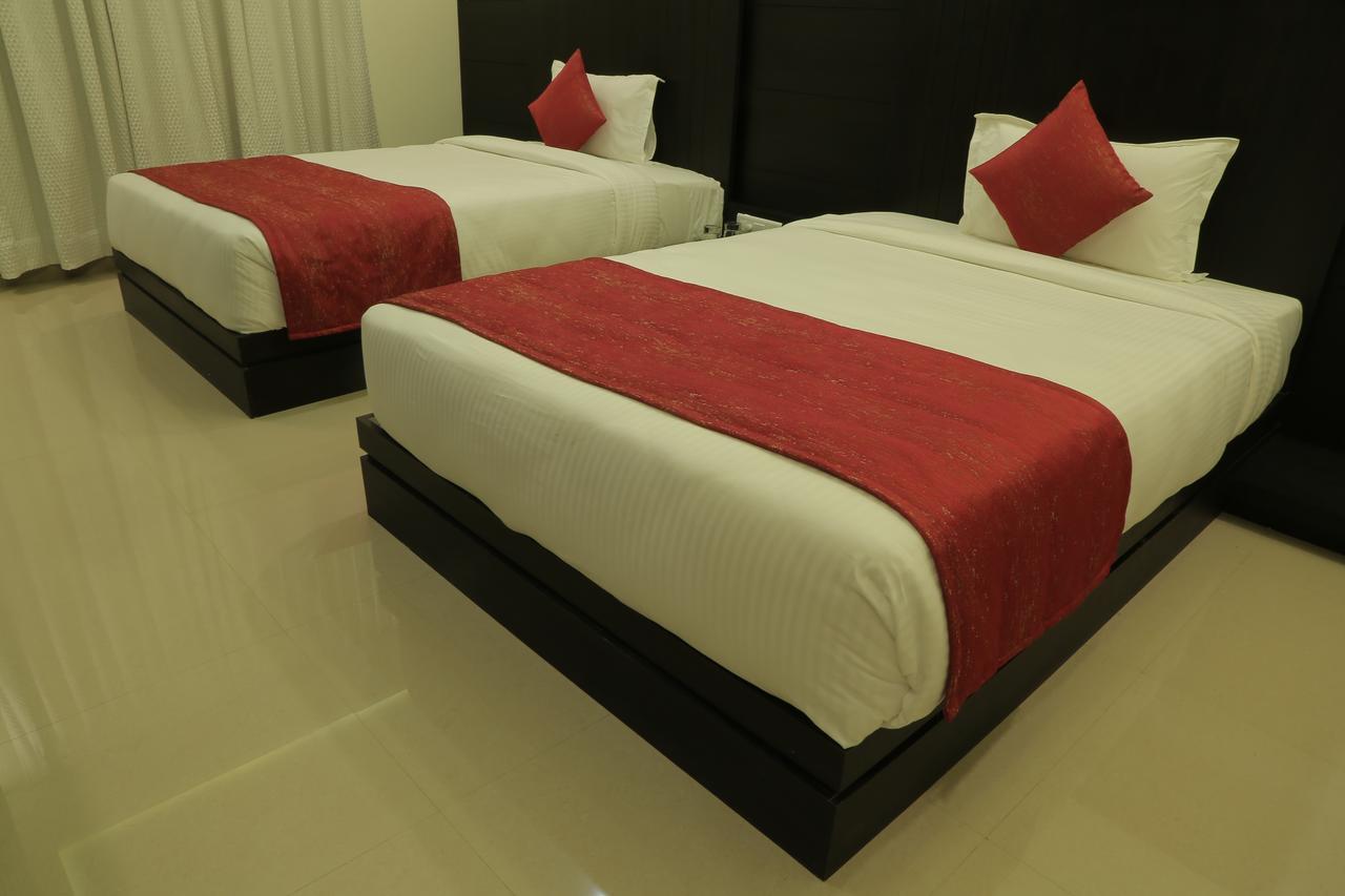 Hotel Roma Kristo Dwārka Εξωτερικό φωτογραφία